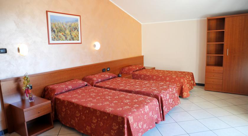 Hotel Stazione Livorno Cameră foto