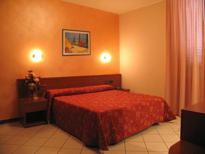 Hotel Stazione Livorno Exterior foto